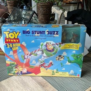 Very RARE NEW! Toy Story (BIG STUNT BUZZ) Hot Wheels Game